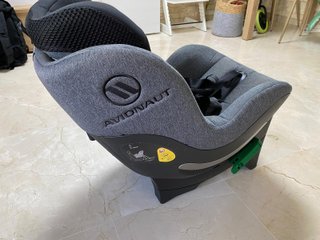 Silla coche Avionaut i-Size gris