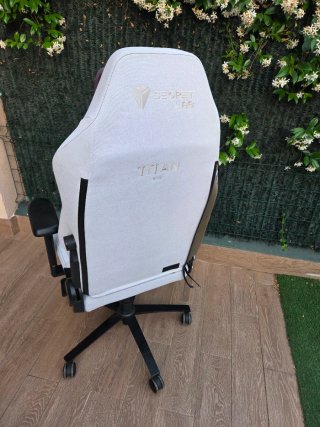 Silla Secret Lab EVO R