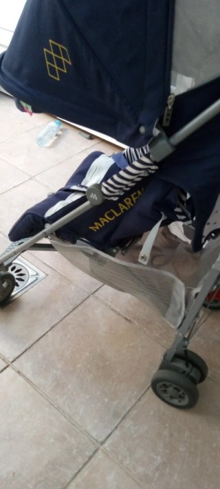 Carro de bebé Maclaren casi nuevo