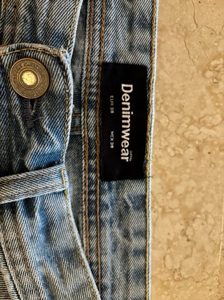 2 Pantalones Cortos Jack&Jones y Lefties Talla M
