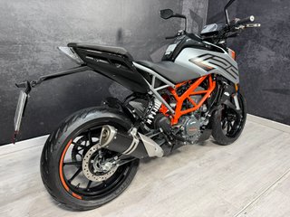 KTM Duke 125 ABS