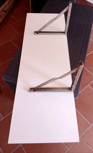 MESA ABATIBLE BLANCA. MESA PLEGABLE BLANCA.