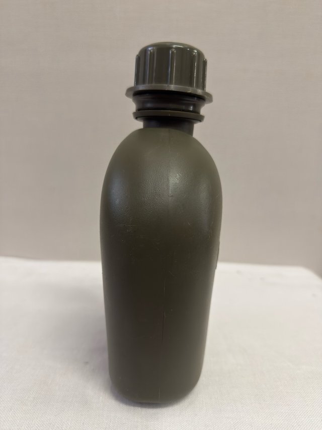 Cantimplora Militar NBQ-R Verde Oliva IYCO Vintage