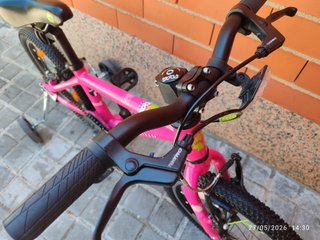 Bicicleta Niña Frog rosa 16 pulgadas