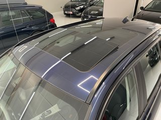 BMW 318d Touring Luxury FULL EQUIP • Techo•LED