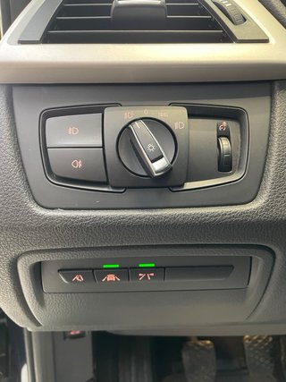 BMW 318d Touring Luxury FULL EQUIP • Techo•LED