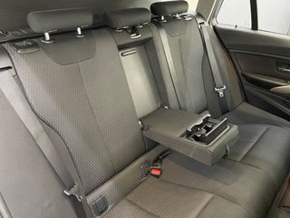 BMW 318d Touring Luxury FULL EQUIP • Techo•LED