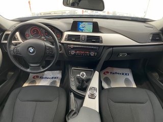 BMW 318d Touring Luxury FULL EQUIP • Techo•LED