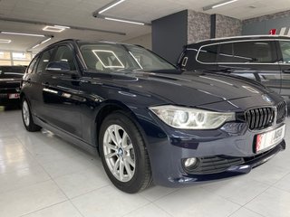 BMW 318d Touring Luxury FULL EQUIP • Techo•LED