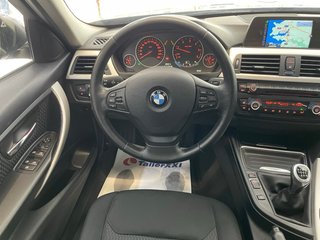 BMW 318d Touring Luxury FULL EQUIP • Techo•LED