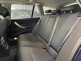 BMW 318d Touring Luxury FULL EQUIP • Techo•LED