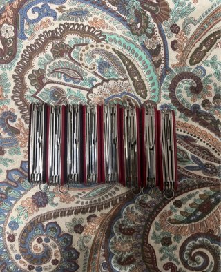 Lotto coltelli victorinox + coltello militare