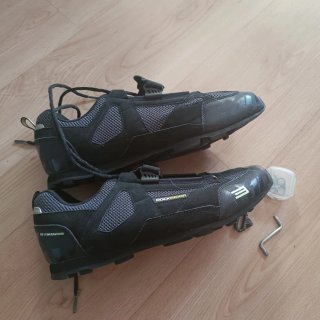 Zapatillas MTB Rockrider Talla 46 nuevas + Calas