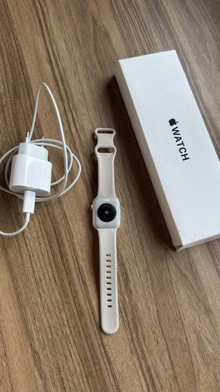 Apple Watch Beige/Plata