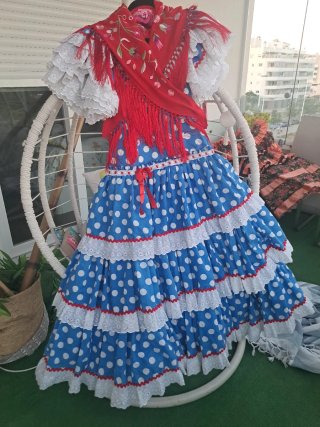 Vestido Rociero Azul con Lunares Blancos