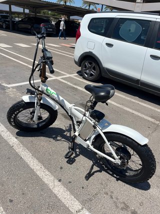 Bicicleta eléctrica plegable