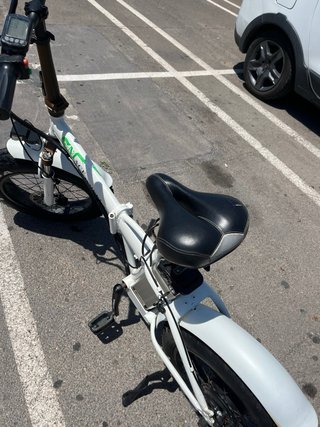 Bicicleta eléctrica plegable