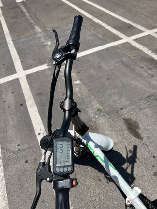 Bicicleta eléctrica plegable
