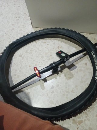 Pieza bicicleta 26 Zoom y Michelin