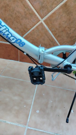 Bicicleta plegable plateada