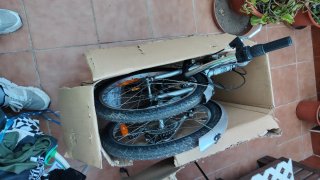 Bicicleta plegable plateada