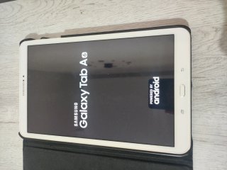 Tablet Samsung 10.1 96GB + Custodia + MicroSD