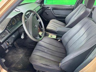 Mercedes-Benz W124 1993