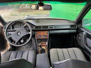 Mercedes-Benz W124 1993