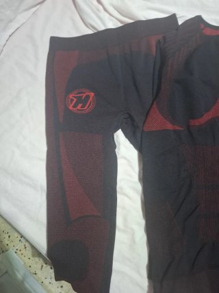 Conjunto Térmico Mujer Camiseta y Pantalón
