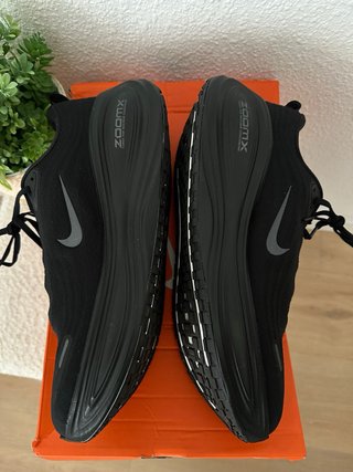 Nike ZoomX Vomero Plus Full Black Talla 42