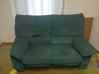 Regalo Sofá verde de tela