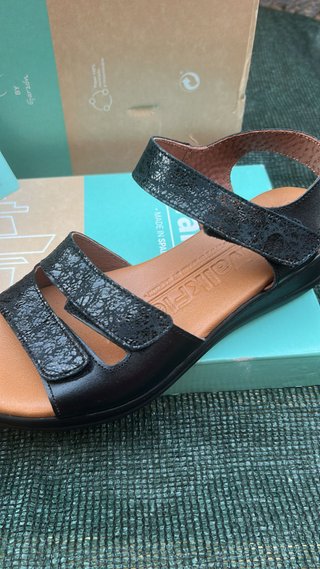 Sandalias Garzón Piel Mujer Negras