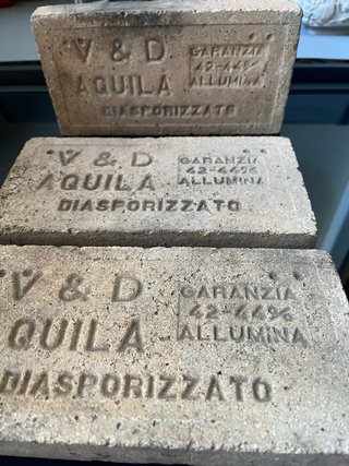 Lotto 3 Mattoni Refrattari Vintage V&D Aquila