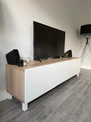 Mueble TV Ikea Besta Blanco y Madera 180x38x40
