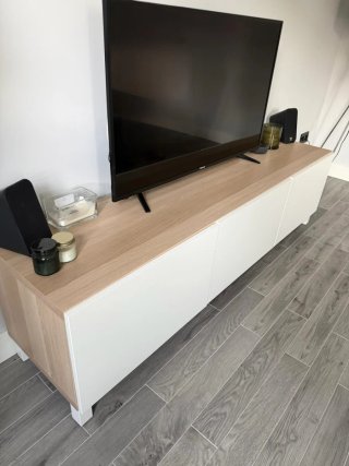 Mueble TV Ikea Besta Blanco y Madera 180x38x40