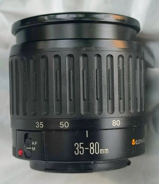 Canon EOS 1000F Analógica + Accesorios