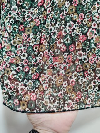 Blusa ONLY floral semitransparente talla S