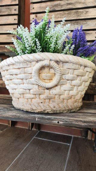 Vaso da fiori in pietra stile cesta