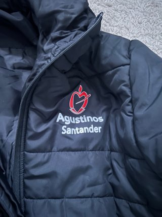 Ropa deportiva Agustinos: mochila, abrigo, chándal