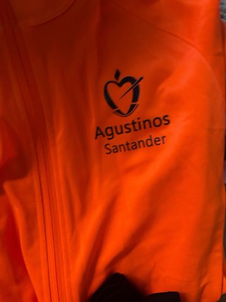 Ropa deportiva Agustinos: mochila, abrigo, chándal