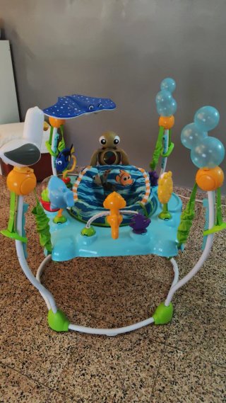Saltador infantil Nemo