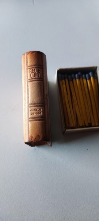 Estuche cuero vintage Concorde cerillas