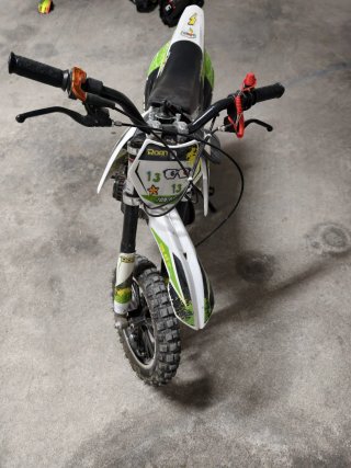Minimoto Roan 49cc Verde y Blanca