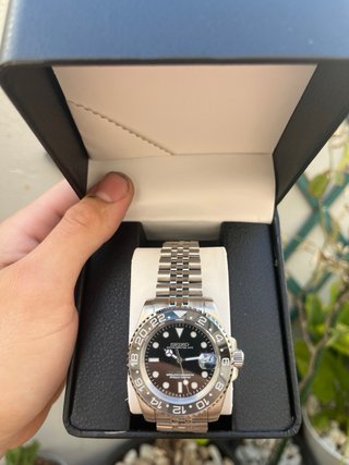 SEIKO MOD GMT-2 “BRUCE WAYNE”