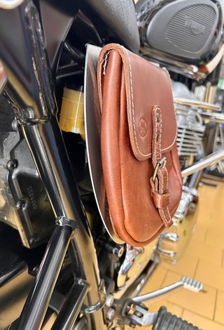 Borsa laterale pelle Baak per Triumph Bonneville