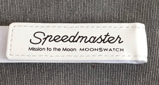 Swatch MoonSwatch Snoopy Bianco Nuovo a 26 euro