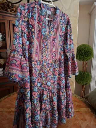 Vestido estampado floral talla L