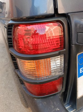 Faros Pajero/Montero V20