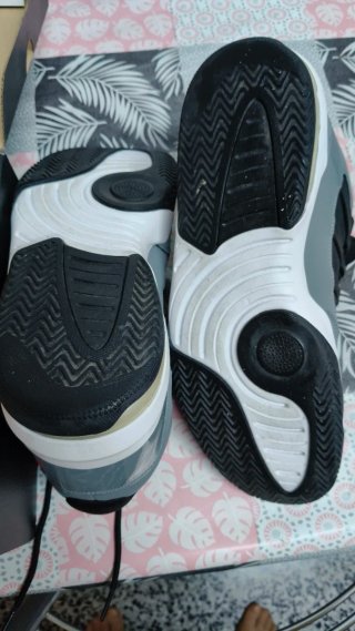 Zapatillas Jordan Hombre Negras y Grises