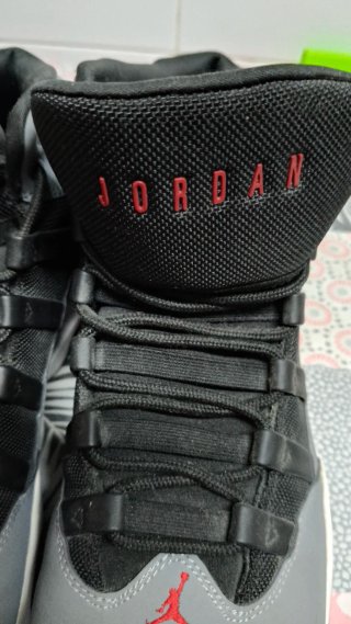 Zapatillas Jordan Hombre Negras y Grises